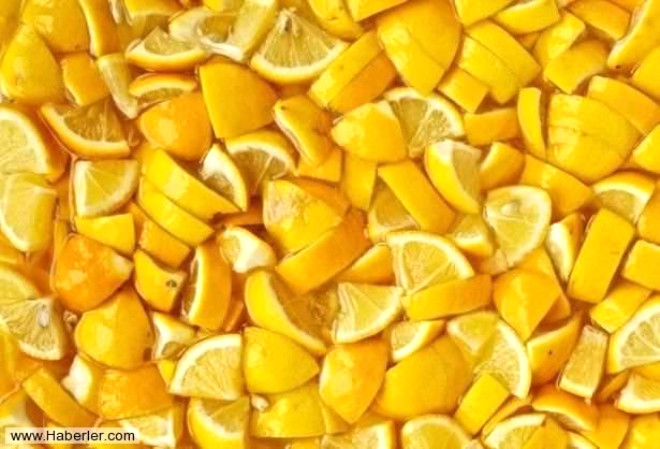 Lezzet ve vitamin gibi yararlarndan baka, dondurulmu limon kanser hcrelerini ldren harika bir meyvedir.
