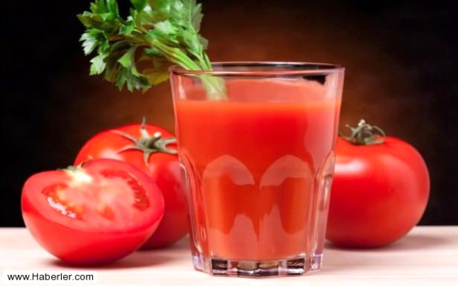 Dk sodyumlu domates suyu  /
Saysz kansere kar korur. lenmi domates rnleri bir antioksidan olan likopenin en zengin kaynaklardr. Likopenin akcier, mide, kolorektal, yemek borusu, pankreas, az, meme ve rahim az kanser oluum risklerine kar koruyucu zellii vardr. Likopen ayn zamanda akcier ve kalbi oksidatif hasara kar korur, kardiyovaskler hastalk riskini azaltr. 180 ml domates suyu yaklak 31 kaloridir.
