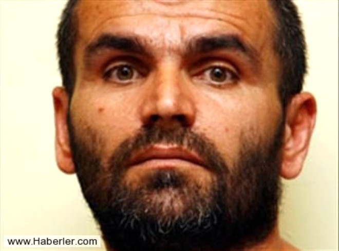 5 cinayet, 4 gasp ve 1 tecavzden yarglanan Demirci, kendisini seri katil olarak deil kiralk katil olarak adlandrd.
