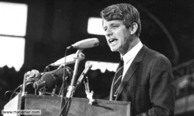 Aabeyinin yolundan giden ve ABD bakan olmas beklenen Robert Kennedy de, 1968