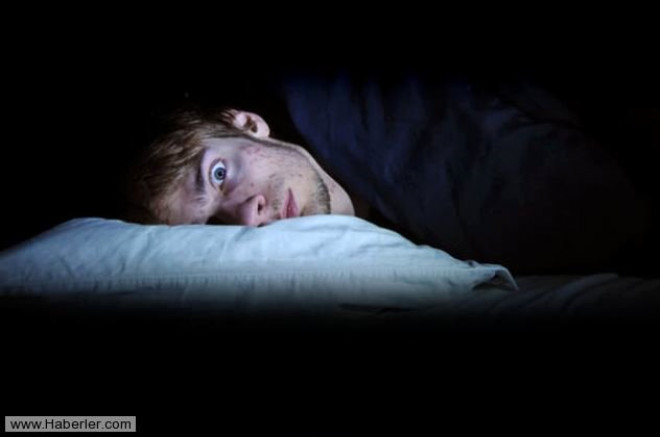 24-Hipnofobi: Uyumaktan korkmak.
