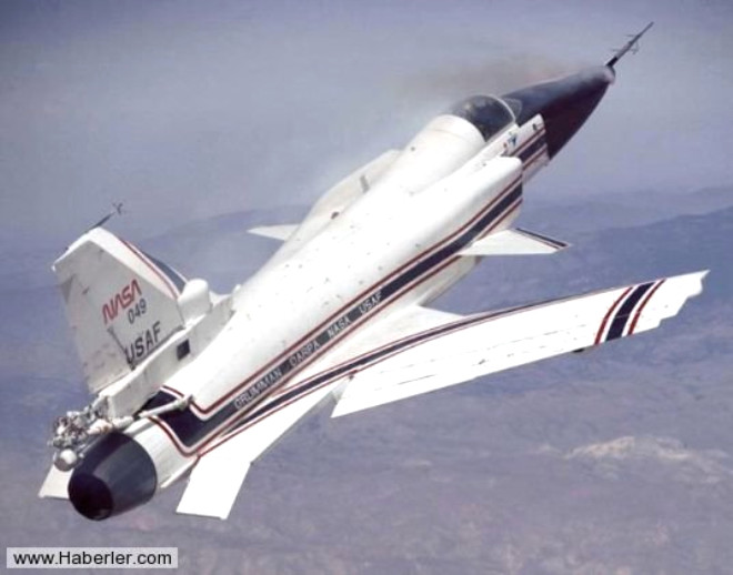 13- Grumman X-29