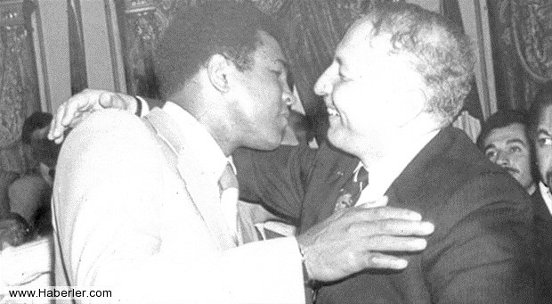 Ali, Erbakan