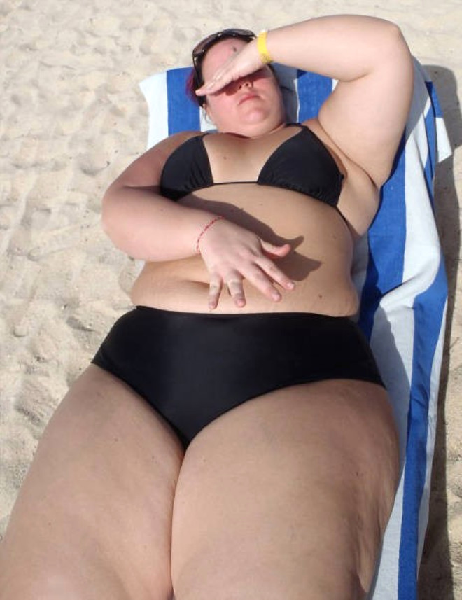 ocukluundan beri kilo problemi olan ve en son 146 kiloya kadar kan Sara Backstrom, canna tak edince bakn nasl bir kadna dnt.
