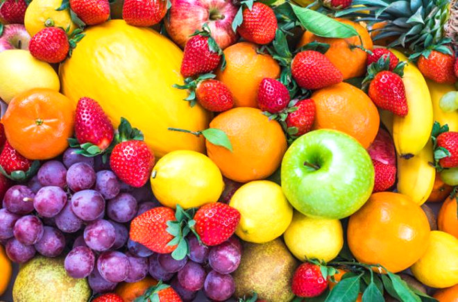 Meyvelerin sindirimi ok zaman gerektirir ve midede asla uzun sre kalmamaldrlar. Yemekten sonra meyve yerseniz, midenizde asit refls ve dier sindirim sorunlarna neden olabilecek "mey" oluur.
