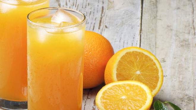 Portakal suyunu sindirmek iin gereken asit miktar, niasta sindiriminden sorumlu enzimi yok edebileceinden, ekmek veya erite ile portakal suyunu birlikte tketmemelisiniz.
