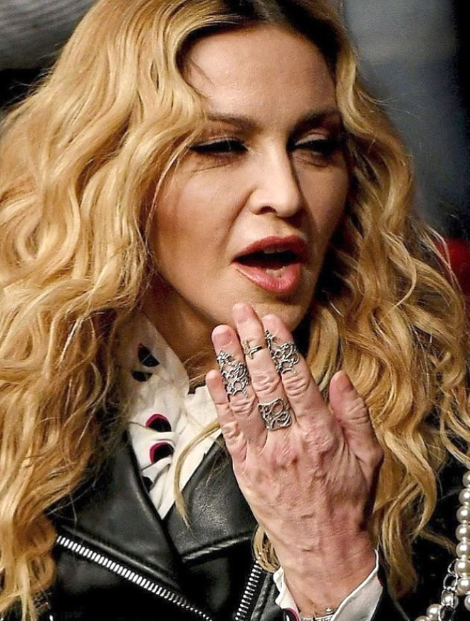  

58 yandaki Madonna