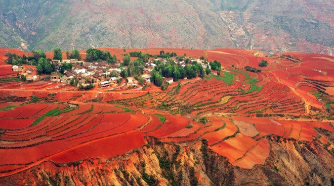 Dongchuan Red Soil Yunnan eyaletinin bakenti Kunming