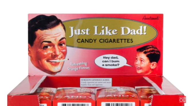 
Kk yalarda babalarn rol model alan ocuklar sigaraya bir adm daha yaklatrmak iin retilmi olan sigara eklindeki ekerler de gelen tepkiler zerine toplatlan oyuncaklar arasnda.

 




