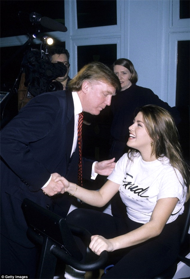 Donald Trump, 1990