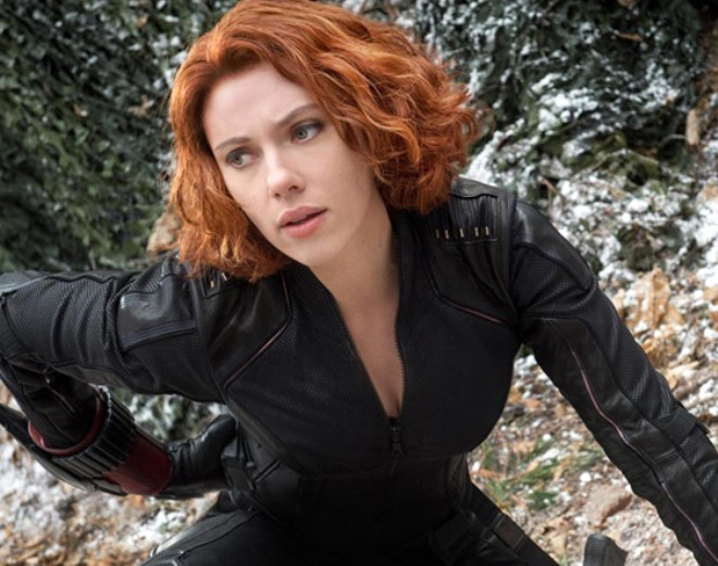 Marvel izgi roman karakterlerinden biri olan Kara Dul, Scarlett Johansson tarafndan uzun yllar canlandrld. Kara Dul, listedeki ilk  en seksi kadn karakter arasna girmeyi baard.
