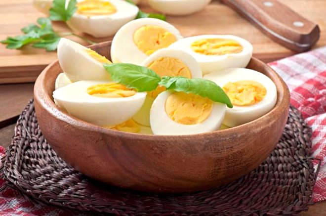Kaliteli protein kaynaklarndan biri olan yumurta, sizi daha uzun sre tok tutar.