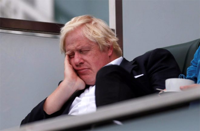 ngiltere babakan Boris Johnson 5 saat uyuyor.
