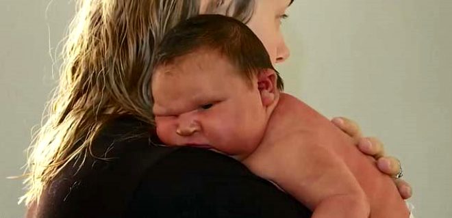 Remi Frances isimli bebek, ortalama yeni doan bebek arlnn 3 kilo 3 gram olduu lkede byk yank uyandrd. Anne Emma Millar, 