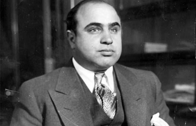 Kt hretli gangster ve mafya babas Al Capone, Austos 1934