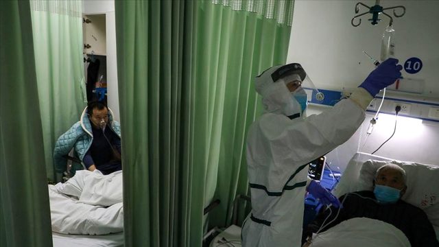 Dünya Sağlık Örgütü (DSÖ) koronavirüs vakalarının neden artacağını açıkladı. Birçok ülkede yaşanan oksijen sıkıntısı korkuya neden oldu.
